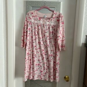 Aria Nightgown. Size medium